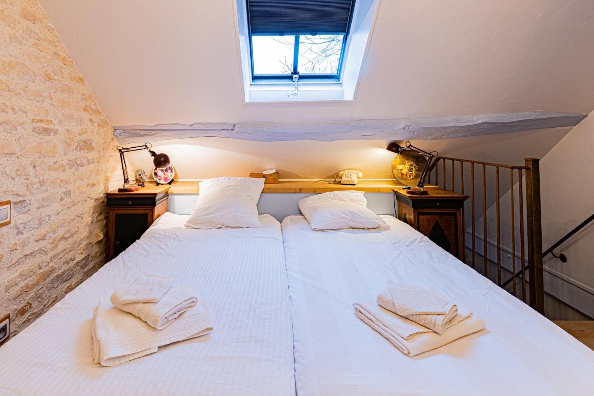 Le Domaine Des Carriers Bed & Breakfast Chevroches Oda fotoğraf
